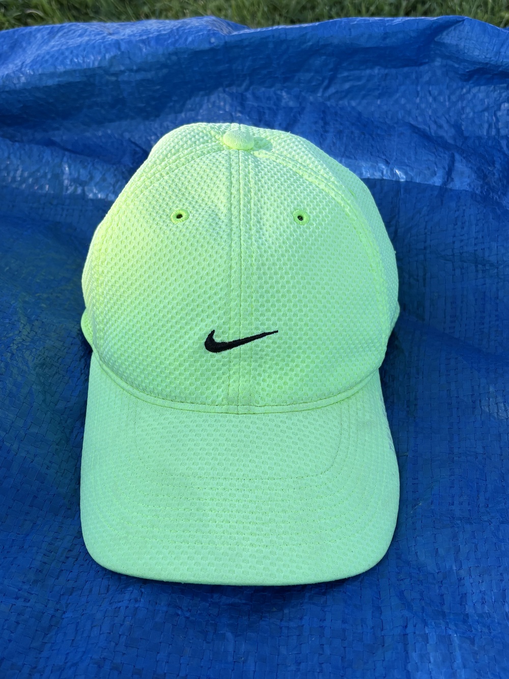 Nike Tailwind Dri-FIT Hat Cap Strap Back One Size Yellow Mesh Swoosh Running